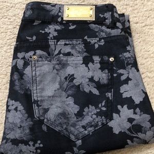 lara woman premium denim wear collection